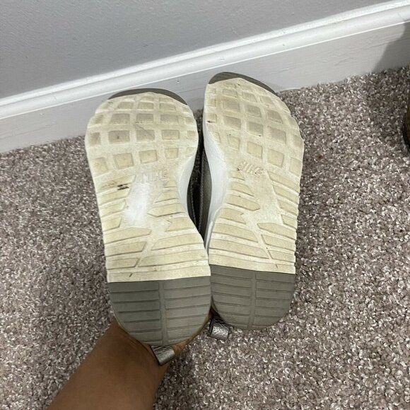 Nike Air Max Thea Jolie 725118-002 Women's Size 7.5 Metallic Pewter Sneakers - Picture 6 of 9